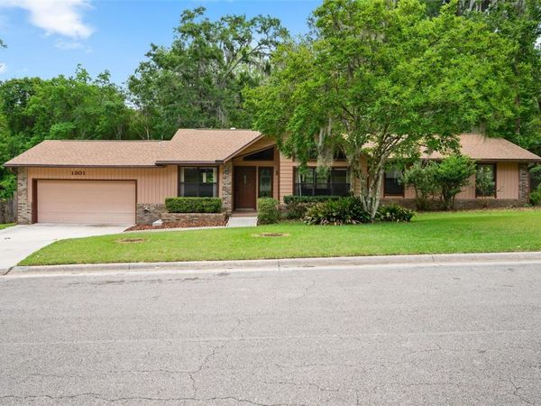 1301 NW 94TH STREET , GAINESVILLE, FL 32606