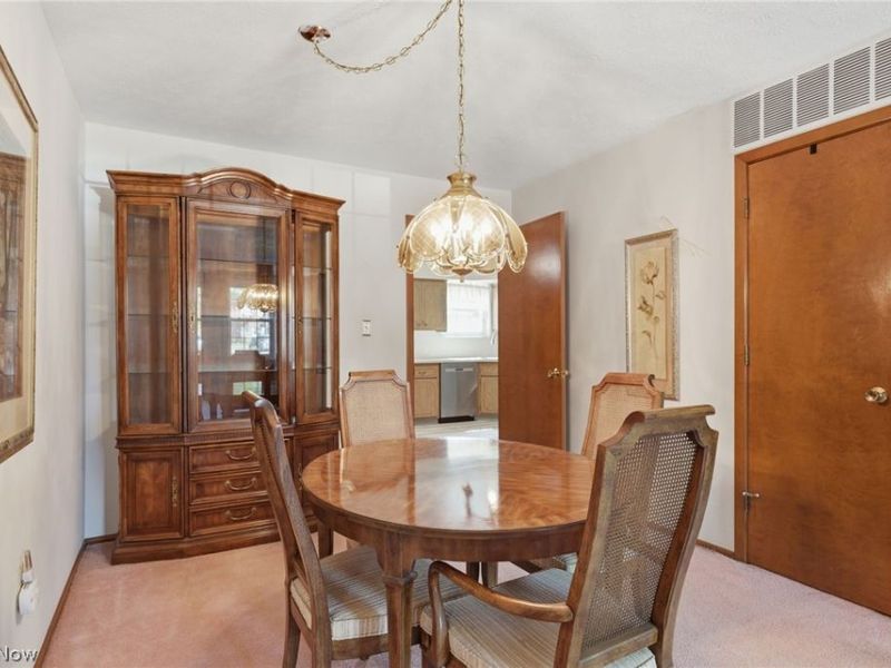 2705 Pease Drive , Rocky River, OH 44116 Photo 7