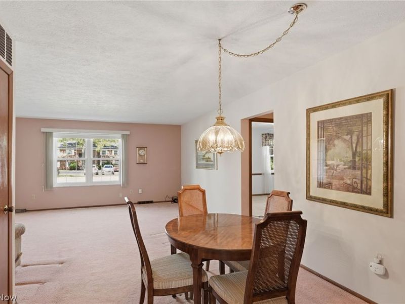 2705 Pease Drive , Rocky River, OH 44116 Photo 8
