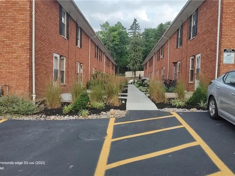 4629 Far Hills Avenue, Unit 2B, Dayton, OH 45429 Photo 3