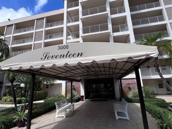 3000 S Course Drive, Unit 209, Pompano Beach, FL 33069