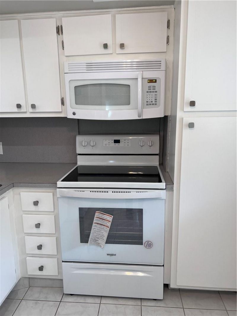 3000 S Course Drive, Unit 209, Pompano Beach, FL 33069 Photo
