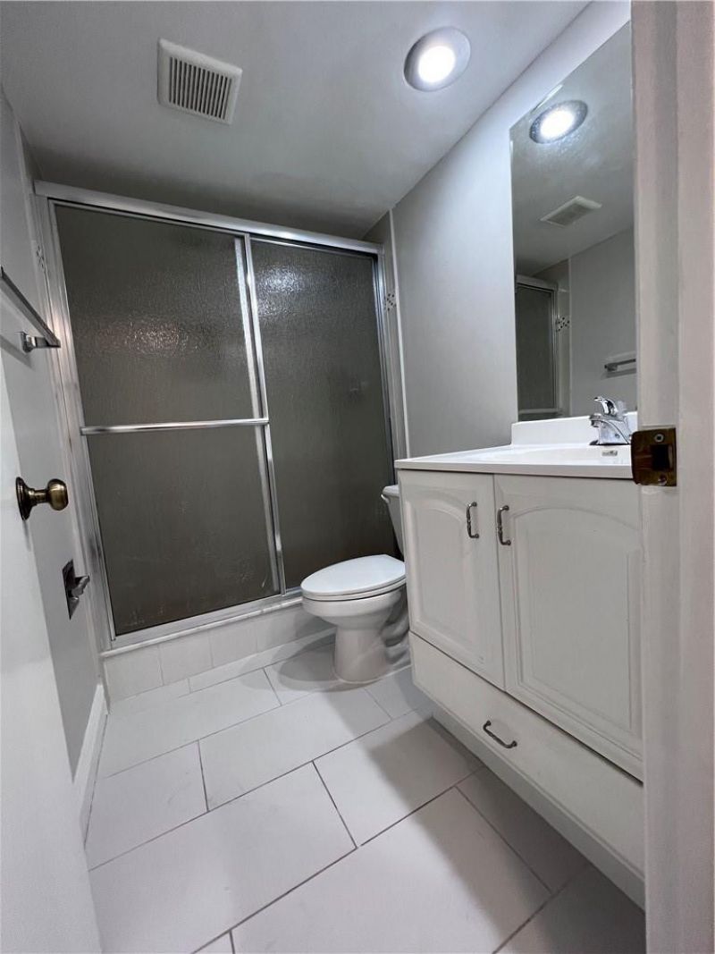 3000 S Course Drive, Unit 209, Pompano Beach, FL 33069 Photo