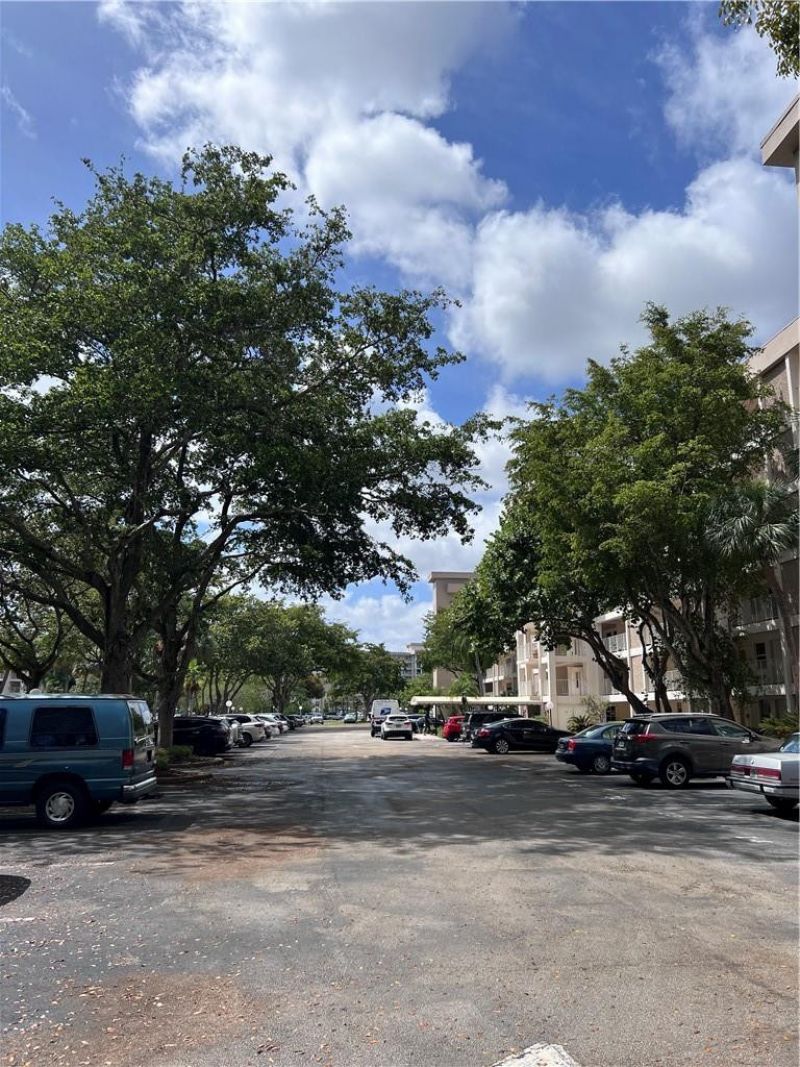 3000 S Course Drive, Unit 209, Pompano Beach, FL 33069 Photo