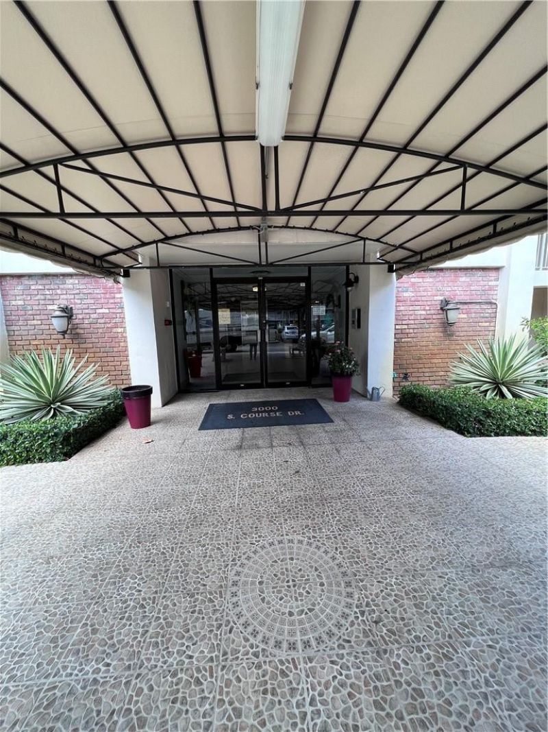 3000 S Course Drive, Unit 209, Pompano Beach, FL 33069 Photo