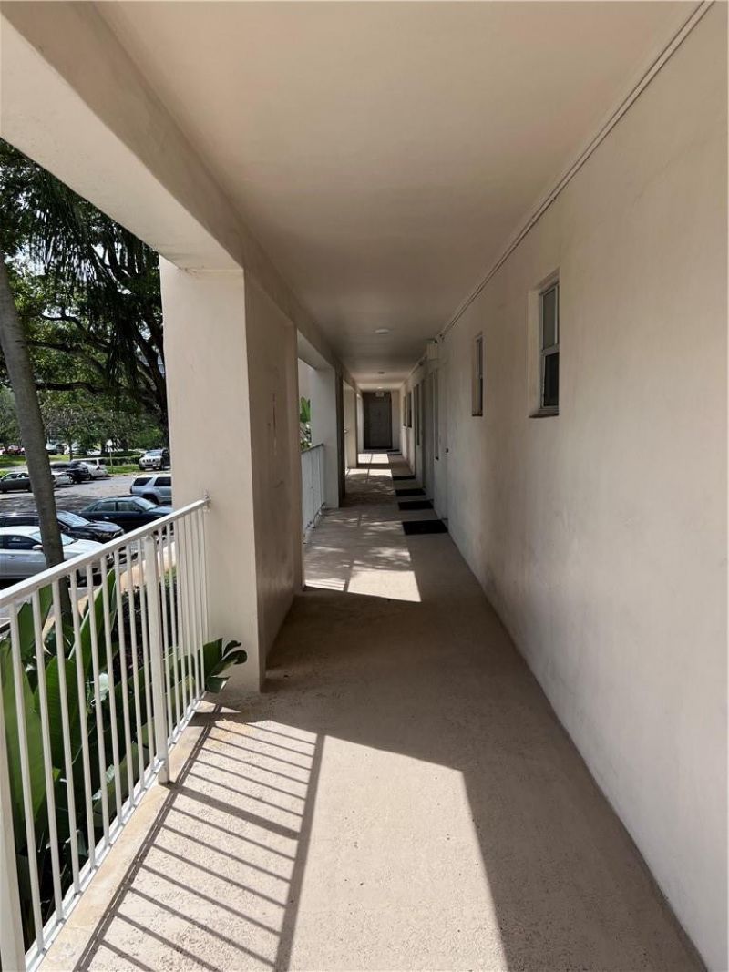 3000 S Course Drive, Unit 209, Pompano Beach, FL 33069 Photo