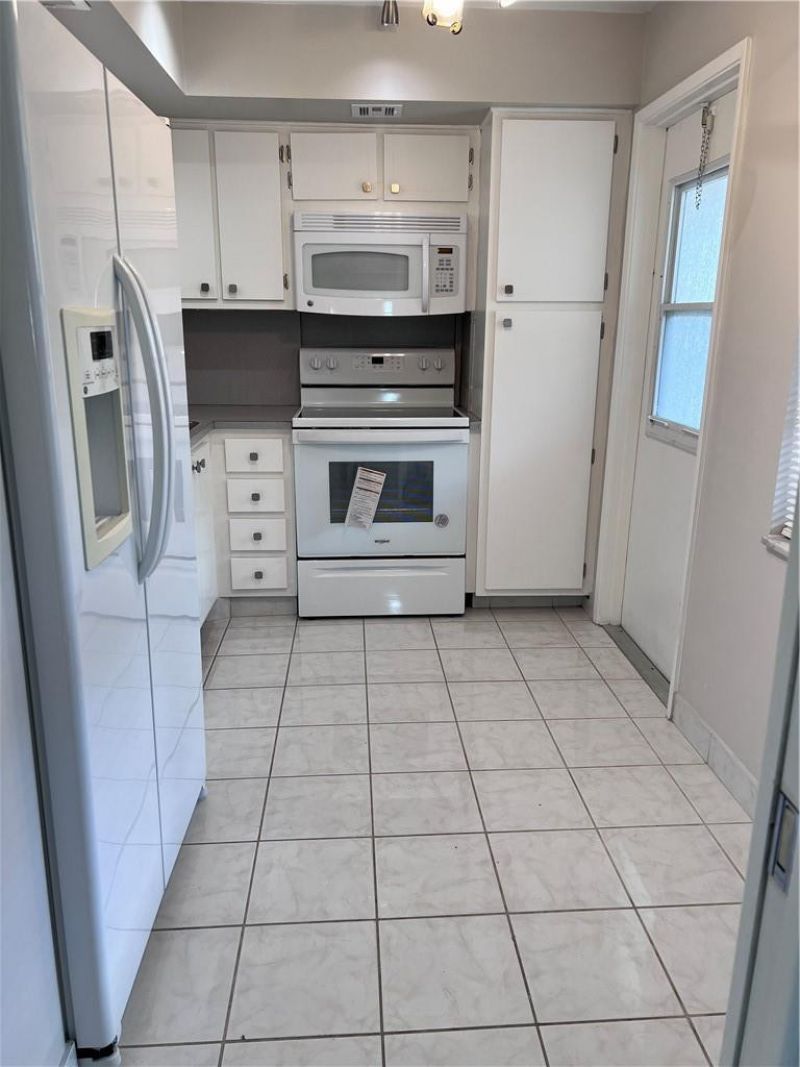 3000 S Course Drive, Unit 209, Pompano Beach, FL 33069 Photo