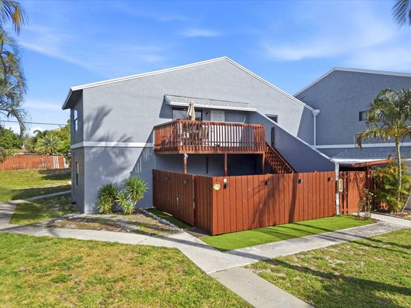 30 Crossings Circle, Unit G, Boynton Beach, FL 33435