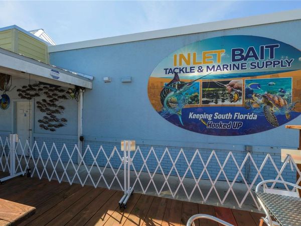 927 N Us Highway 1, Fort Pierce, FL 34982