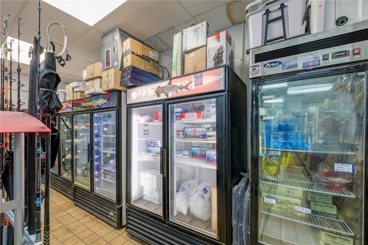927 N Us Highway 1, Fort Pierce, FL 34982 Photo