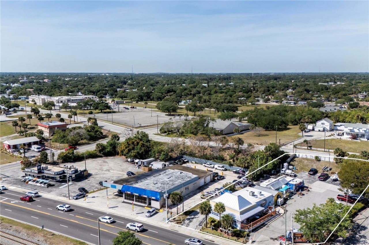 927 N Us Highway 1, Fort Pierce, FL 34982 Photo