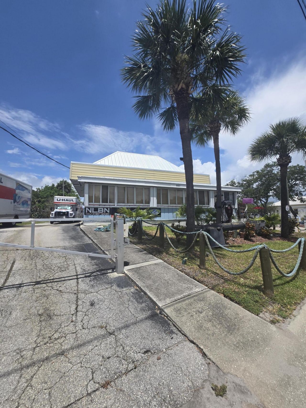 927 N Us Highway 1, Fort Pierce, FL 34982 Photo