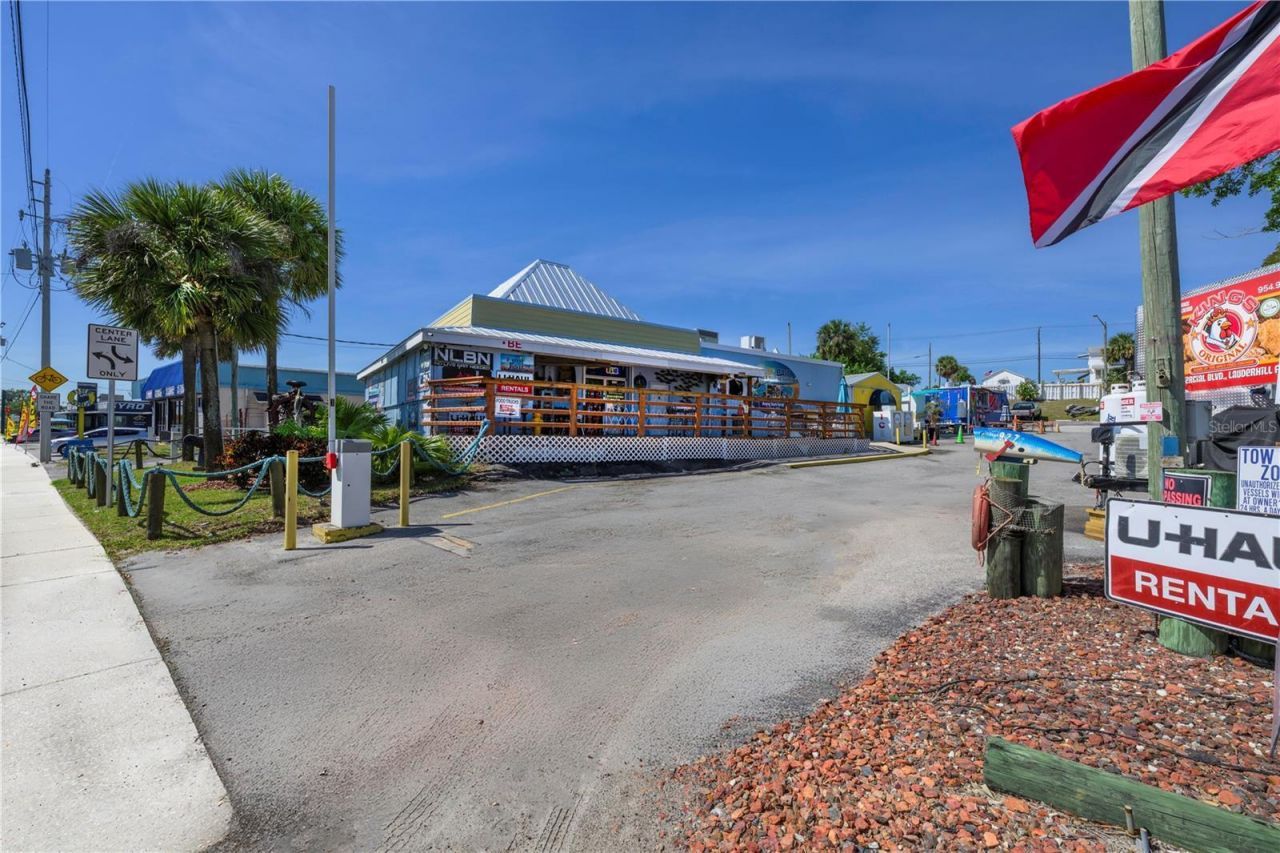 927 N Us Highway 1, Fort Pierce, FL 34982 Photo