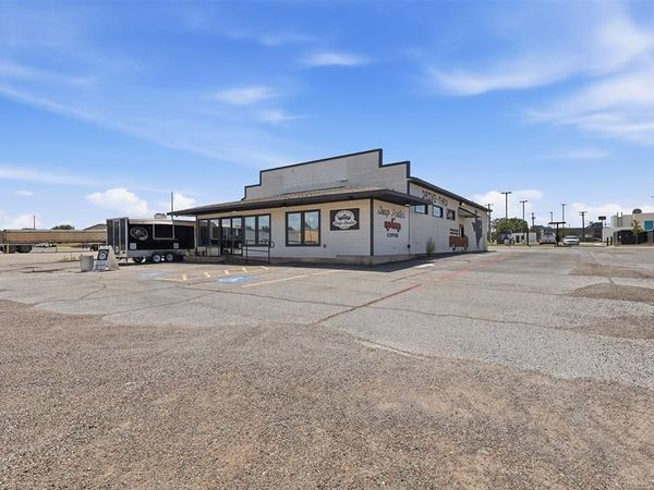 215 Shannon Road E, Sulphur Springs, TX 75482