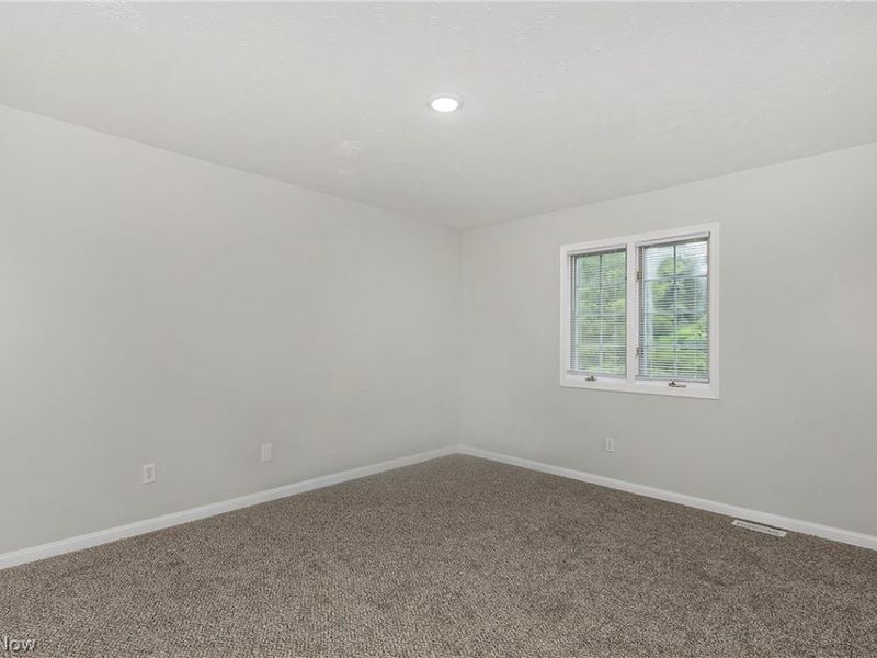 5690 Hartshire Drive , Willoughby, OH 44094 Photo 31