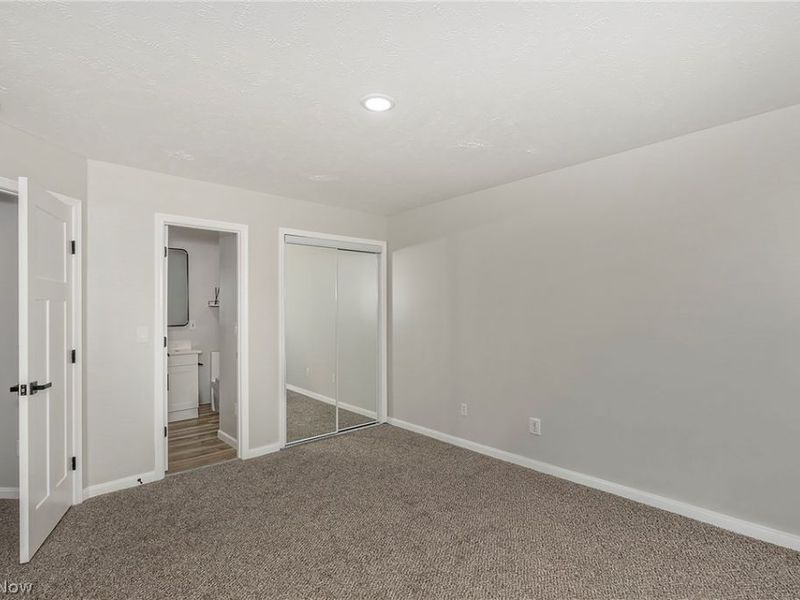 5690 Hartshire Drive , Willoughby, OH 44094 Photo 33