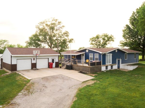 46887 235Th Trail, Chariton, IA 50049