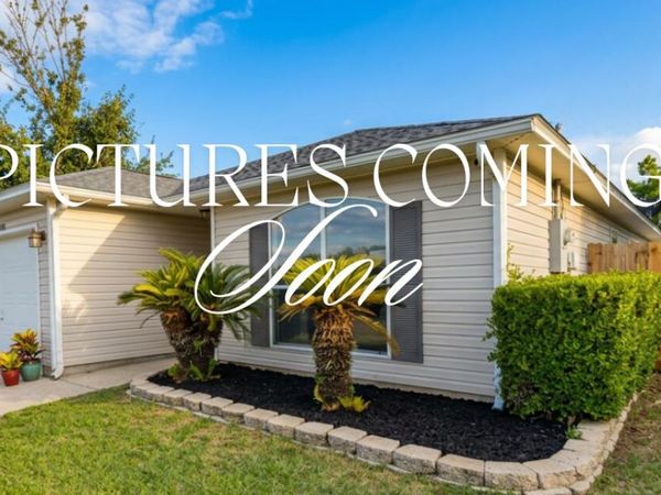 105 Aqua Drive, Crestview, FL 32536