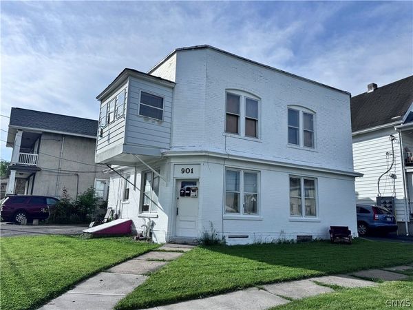 901 Bacon Street , Utica, NY 13501