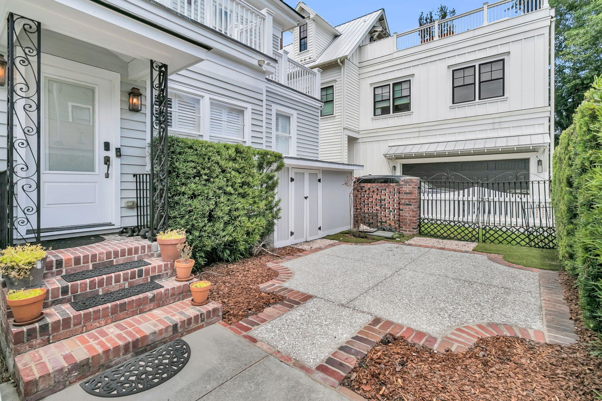 429 Huger Street Photo 46