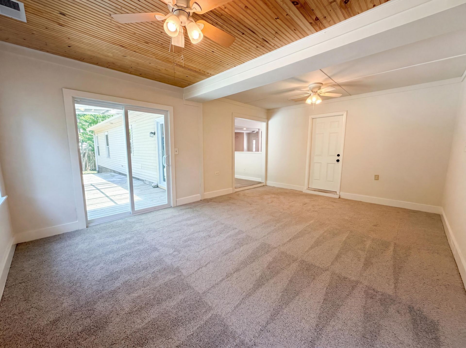 300 Indigo Road Photo 11