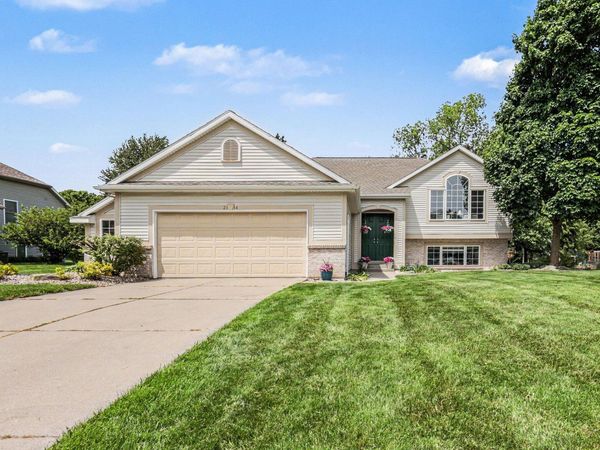 2114 Arbor Court, Grand Rapids, MI 49534