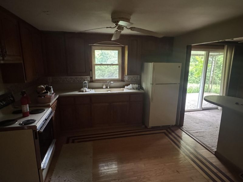 254 Oakridge Drive, Springfield, OH 45504 Photo 9