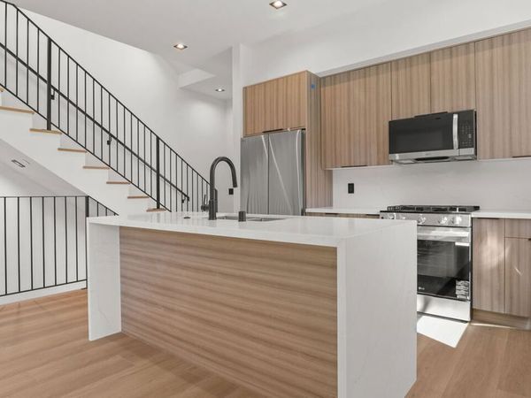 10842 Peach Grove Street, Unit B, North Hollywood, CA 91601