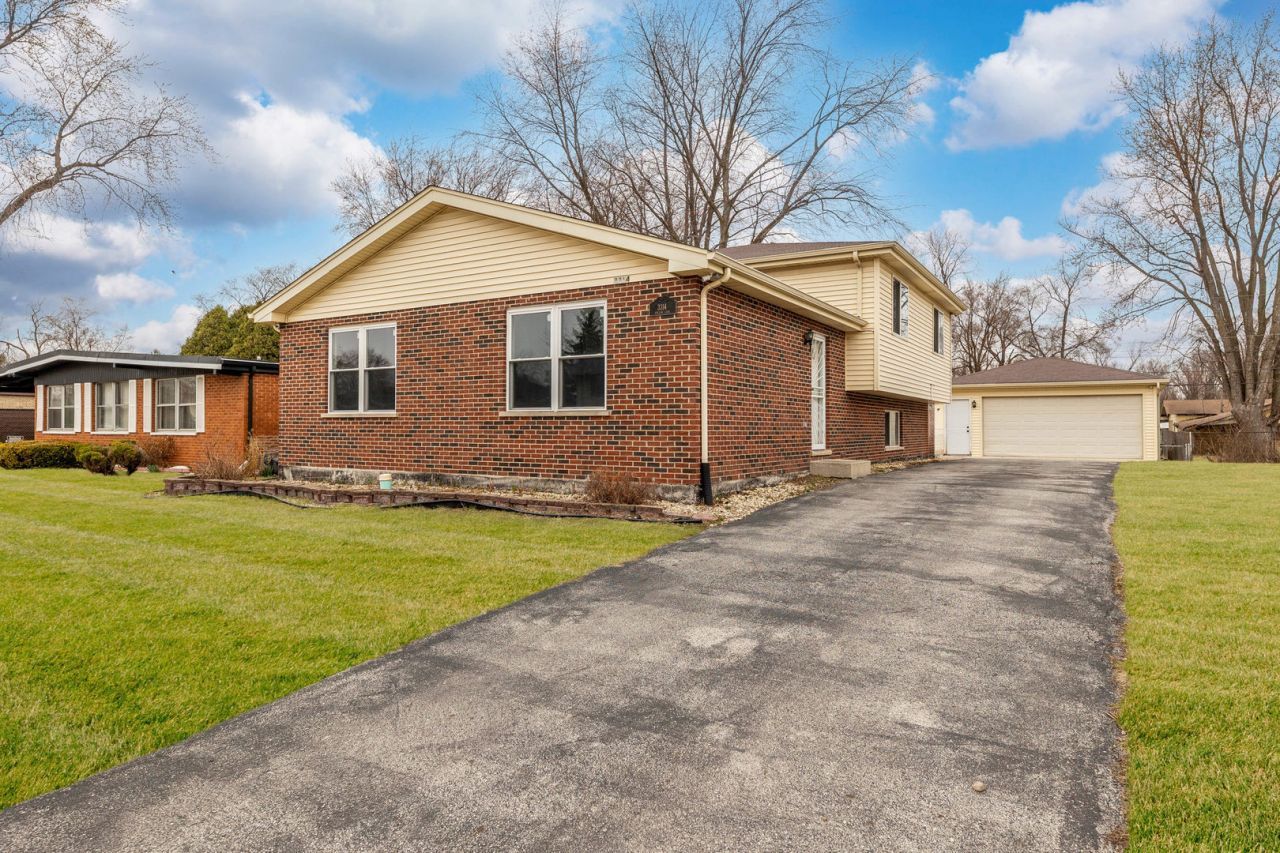 3314 Willow Lane , Markham, IL 60428