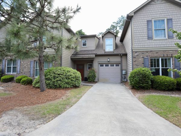 195 Pinebranch Court, Southern Pines, NC 28387