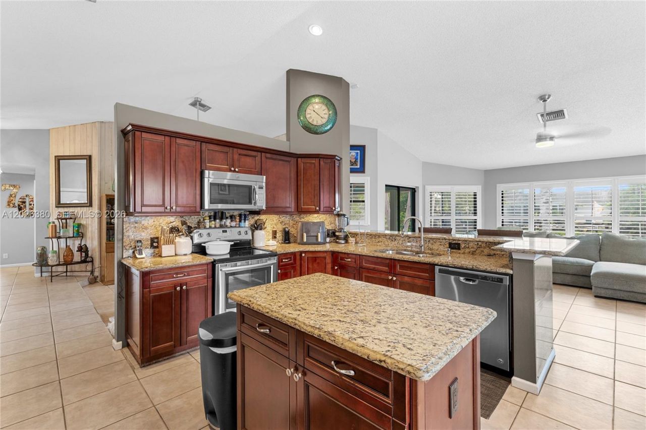 150 SW 127th Ave, Plantation, FL 33325 Photo