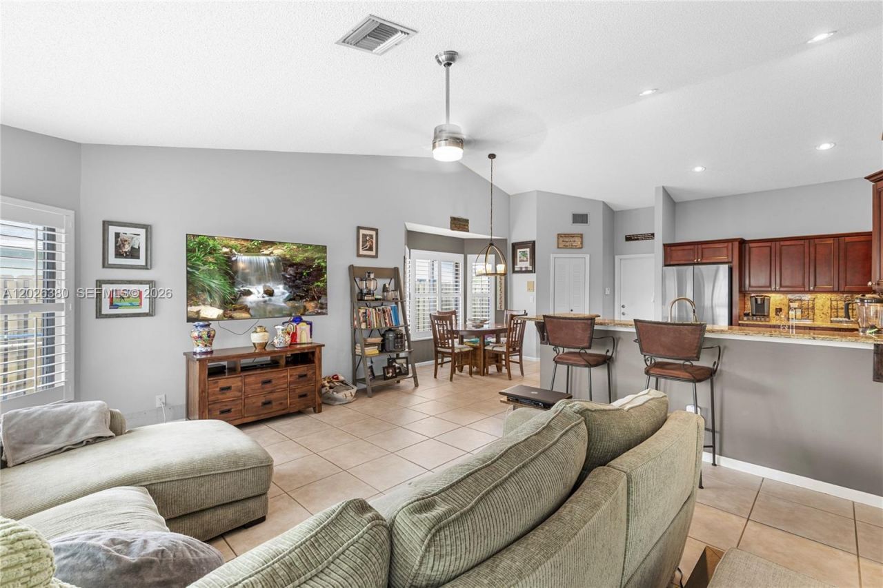 150 SW 127th Ave, Plantation, FL 33325 Photo