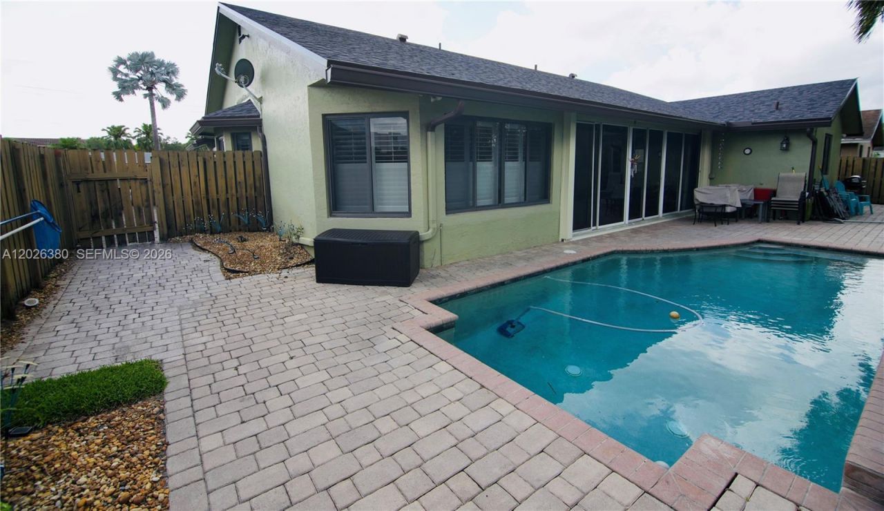 150 SW 127th Ave, Plantation, FL 33325 Photo