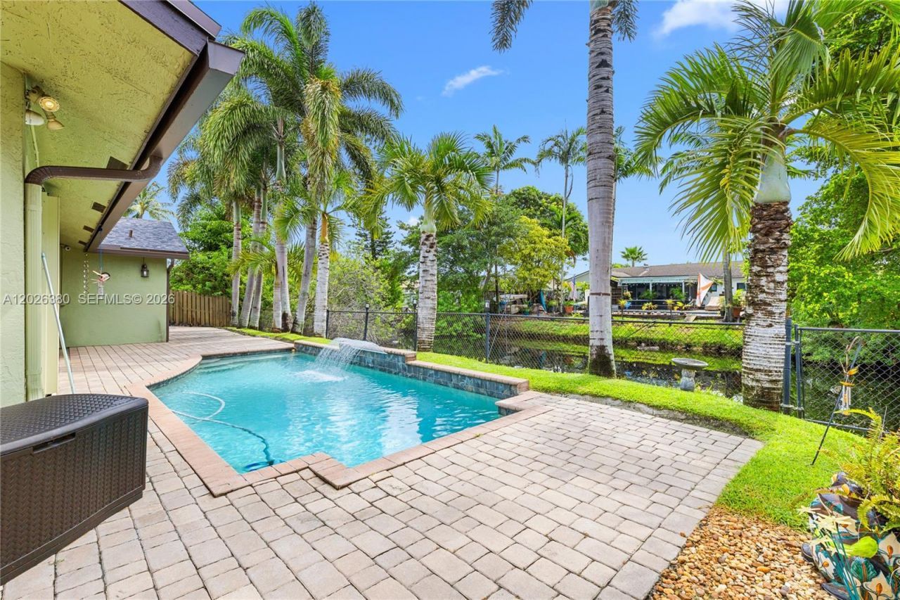 150 SW 127th Ave, Plantation, FL 33325 Photo