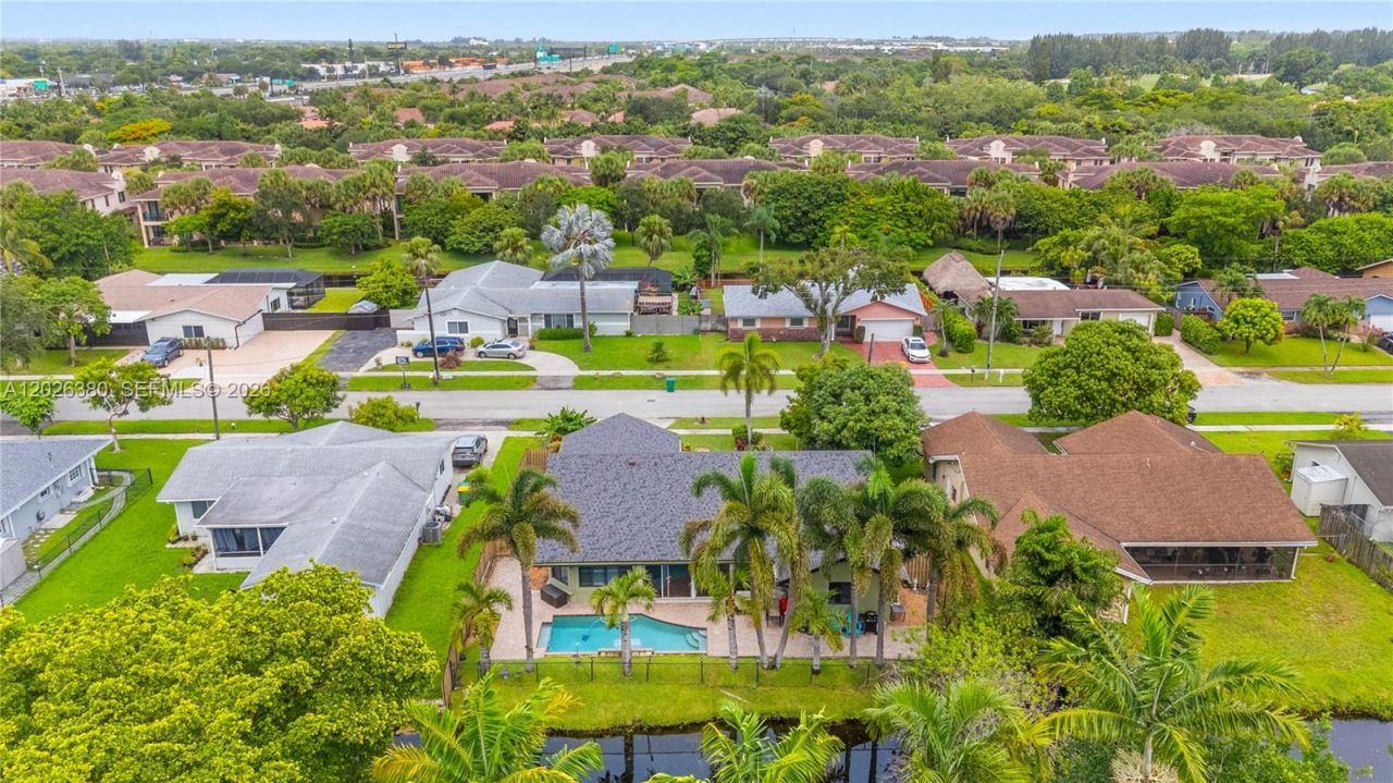 150 SW 127th Ave, Plantation, FL 33325 Photo