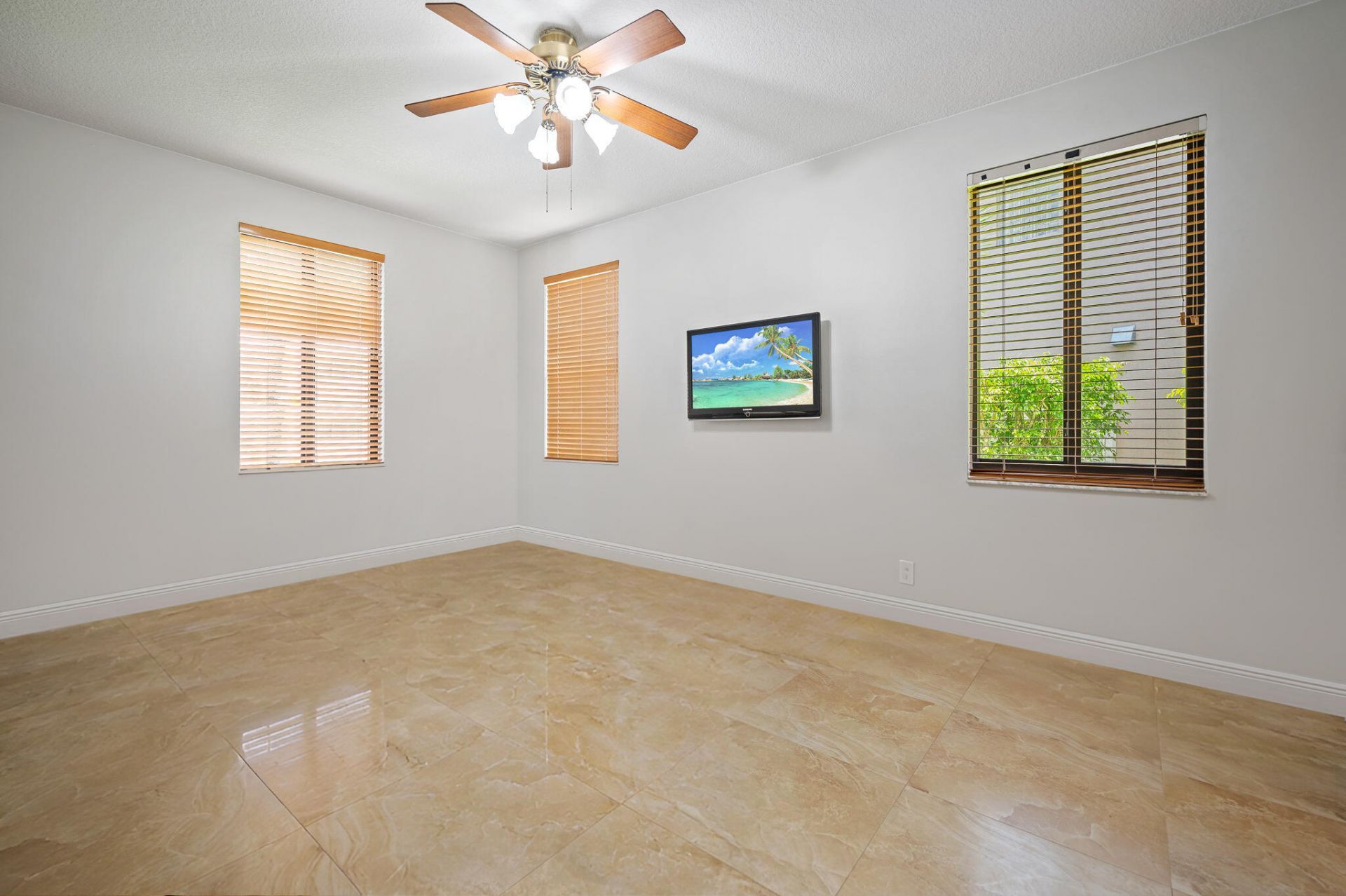 978 Greenwood Road, Weston, FL 33327 Photo