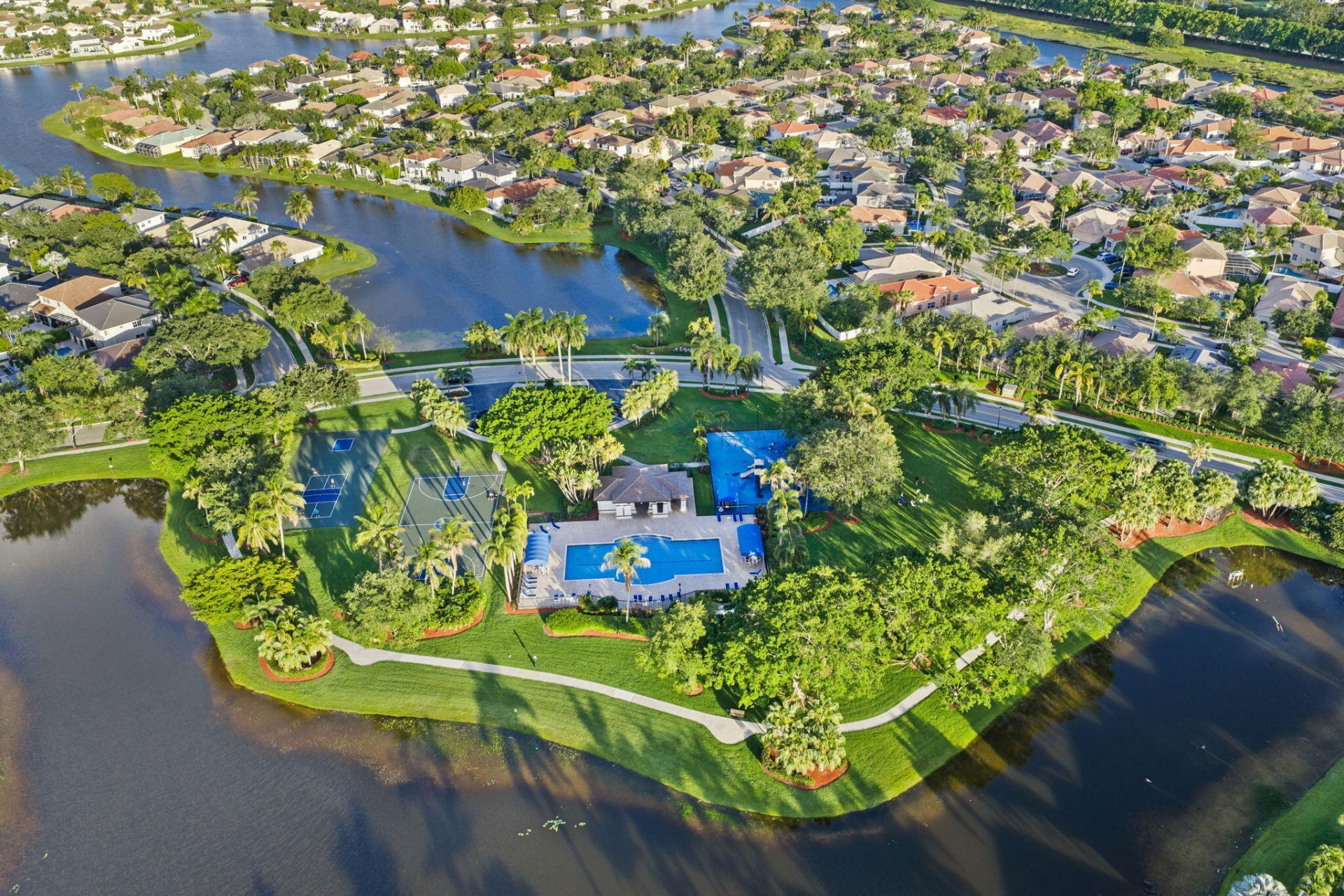 978 Greenwood Road, Weston, FL 33327 Photo