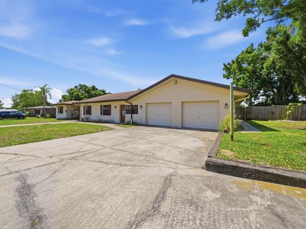 3133 BAY LANE, CLEARWATER, FL 33759