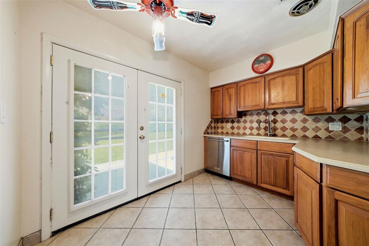 3133 Bay Lane, Clearwater, FL 33759 Photo