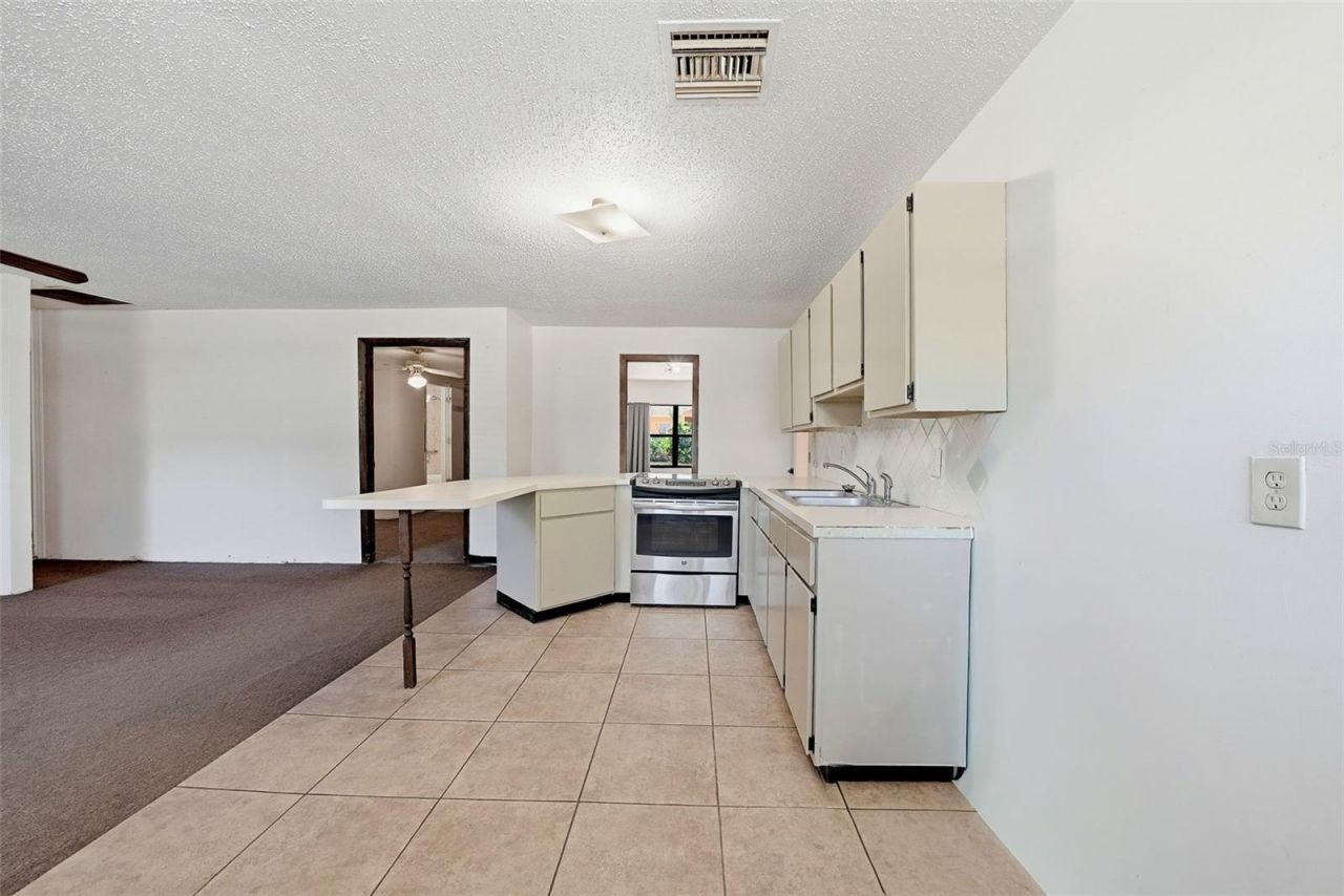 3133 Bay Lane, Clearwater, FL 33759 Photo