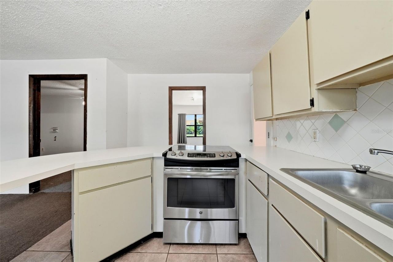 3133 Bay Lane, Clearwater, FL 33759 Photo