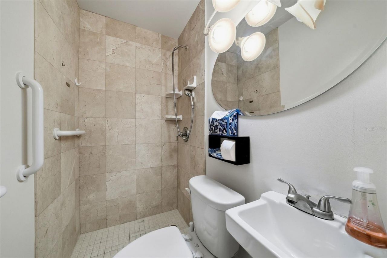 3133 Bay Lane, Clearwater, FL 33759 Photo