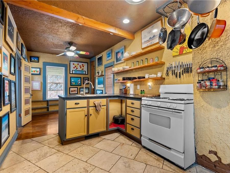 Property Image 11
