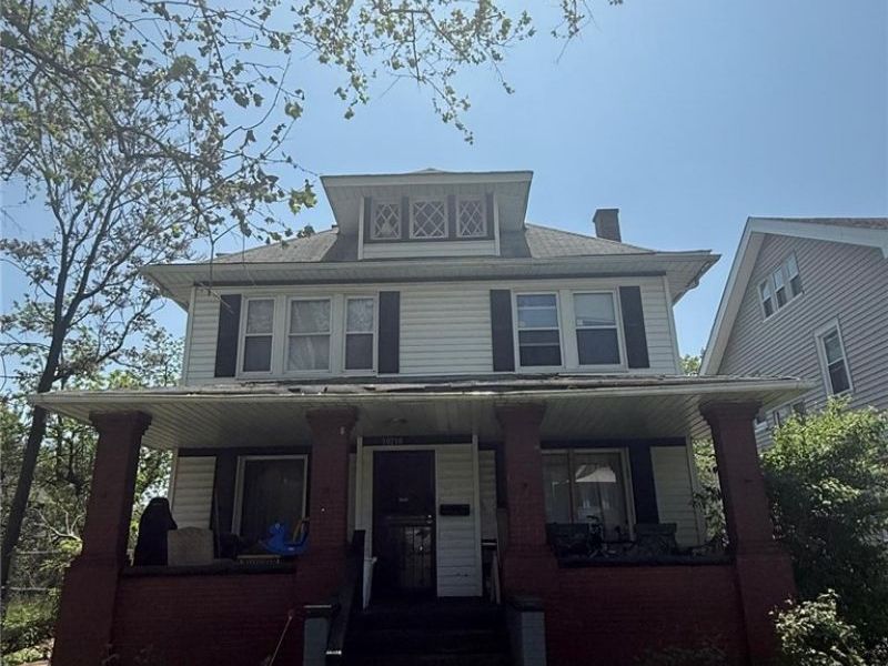 10210 Pierpont Avenue, Cleveland, OH 44108 Photo 1