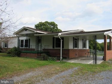 172 ROGERS MILL ROAD , STRASBURG, VA 22657