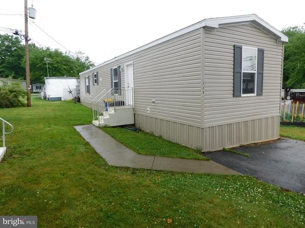 119 MEADOW LANE, LITITZ, PA 17543