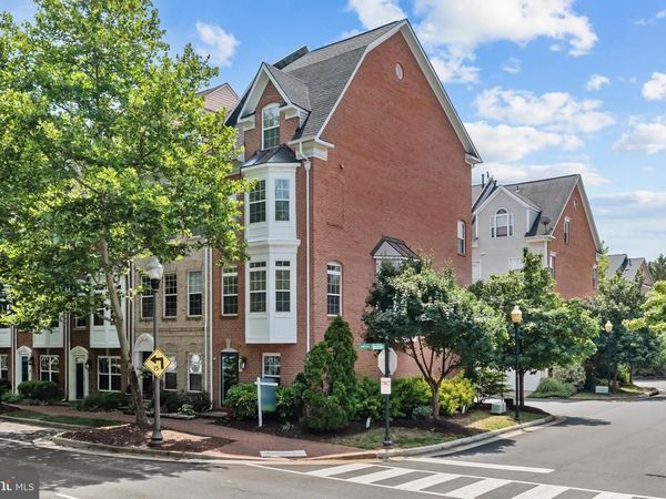 272 CAMERON STATION BOULEVARD, ALEXANDRIA, VA 22304