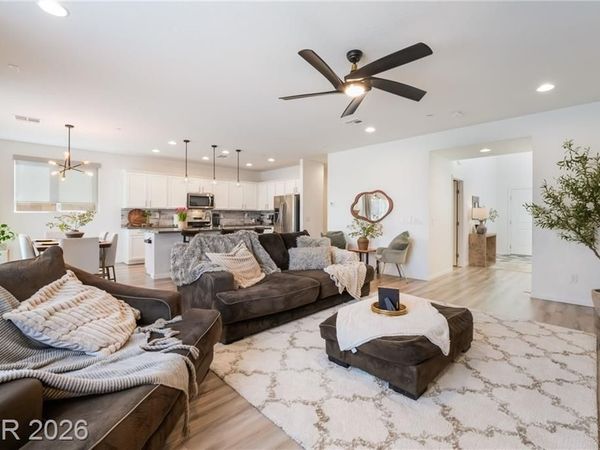 1000 Cetona Court , Henderson, NV 89011