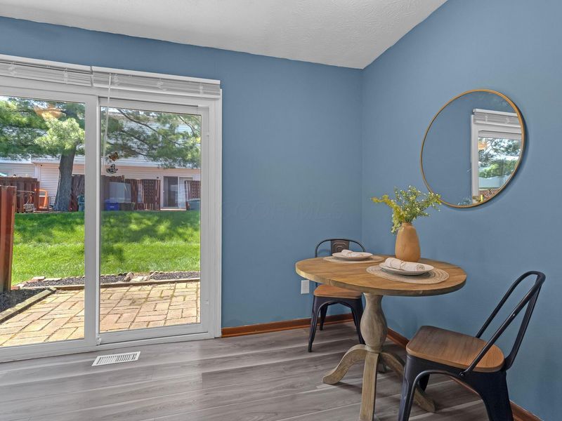 927 Annagladys Drive, Unit W3, Columbus, OH 43085 Photo 5