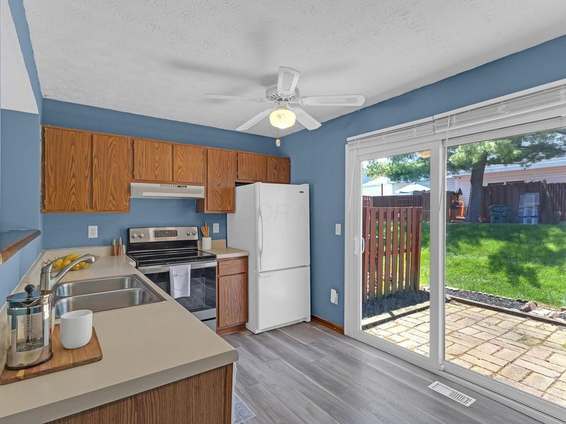 927 Annagladys Drive, Unit W3, Columbus, OH 43085 Photo 6